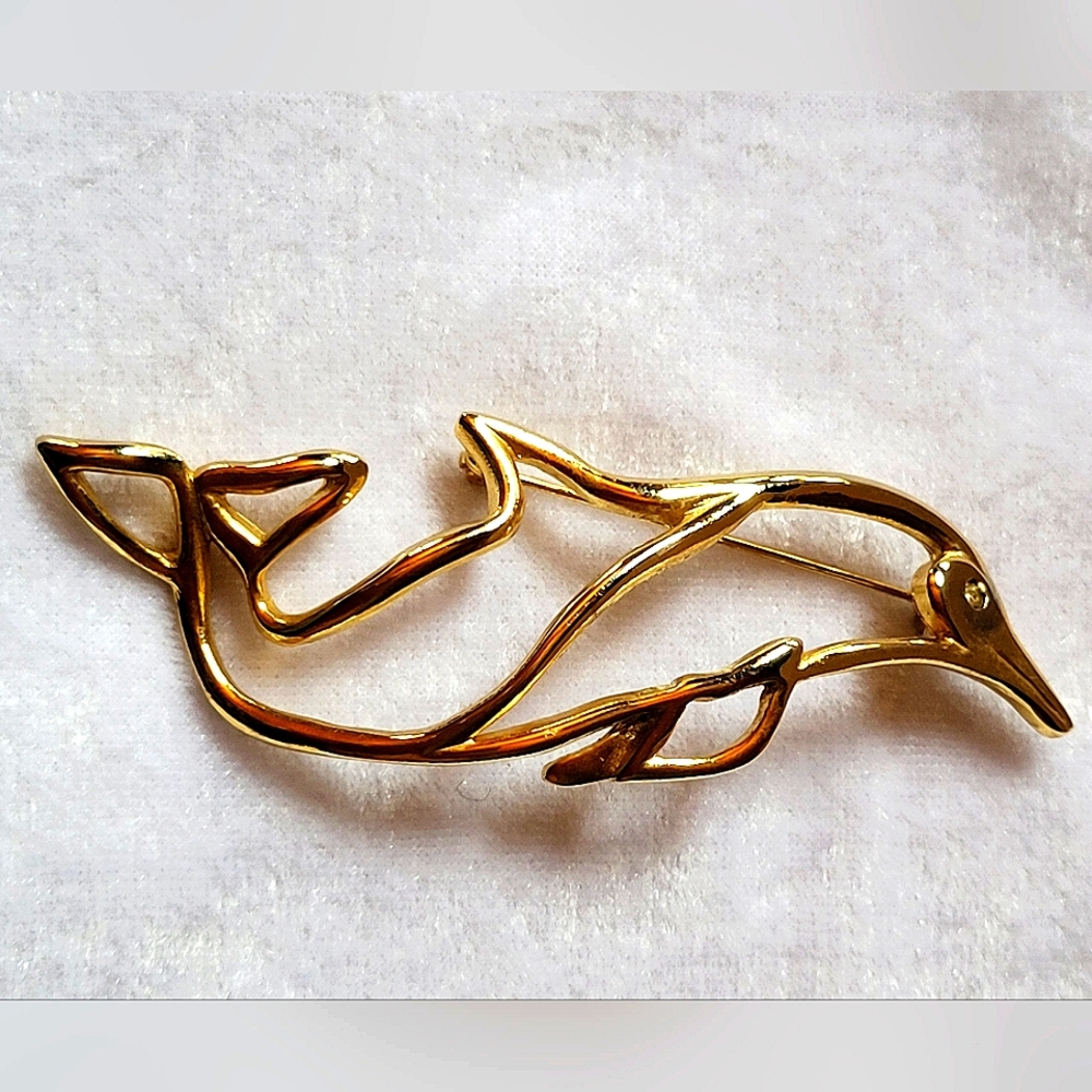 Vintage Ultra Craft Goldtone Dolphin Brooch / Pin